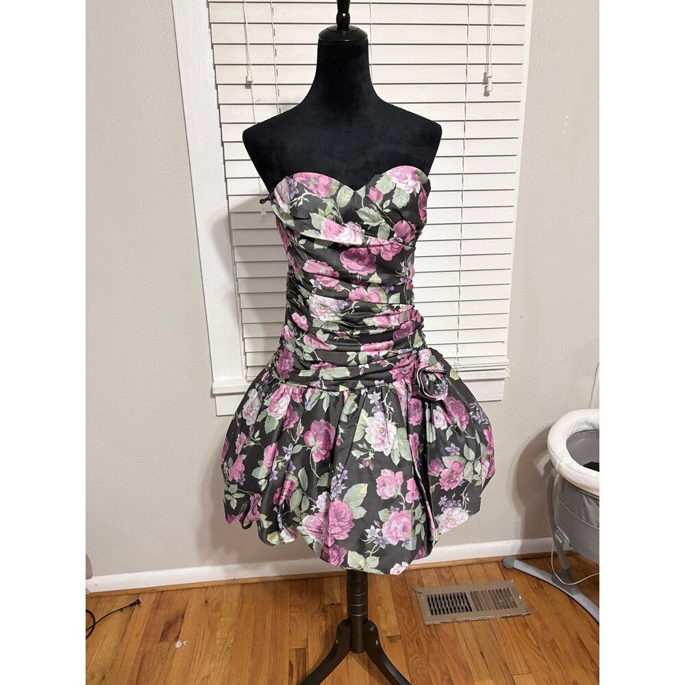 Positively Ellyn 80s Strapless Purple Floral Bubble Mini Dress Size 8
